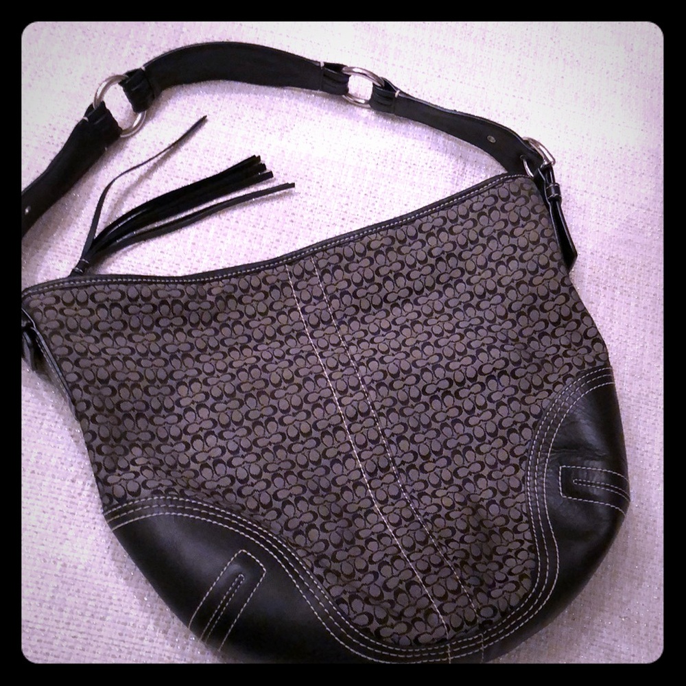 Authentic Coach Hobo Signature Shoulder Bag